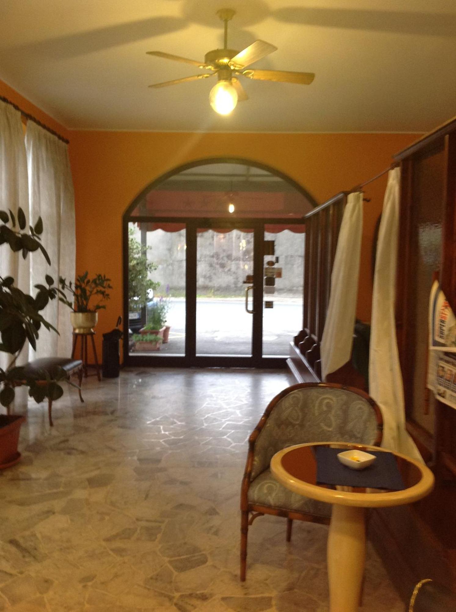 Aer Hotel Malpensa Oleggio Exterior photo
