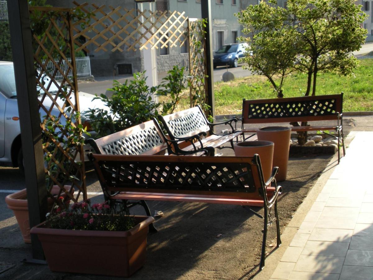 Aer Hotel Malpensa Oleggio Exterior photo